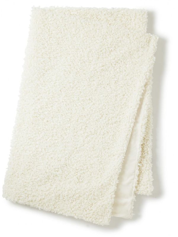 Ulli teppe, ivory