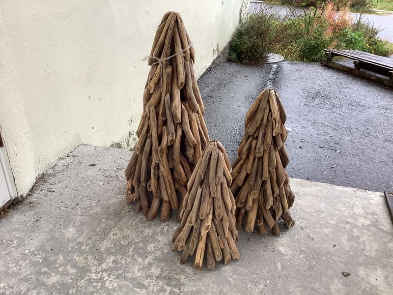 Teak tre large